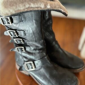 FRYE AND CO. Black Leather Lace-Up Mid-Calf Buckle Boots with Shearling Cuff